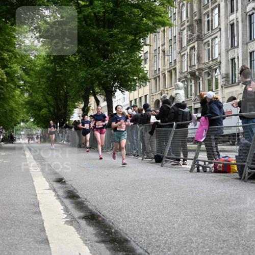 14.06.2026 - REWE Women's Run J. Mangold http://msf.ph/oto/9756902 14.06.2026 10:52:57 Ziel 5306, 5694, 5815, 5990 meine-sportfotos.de