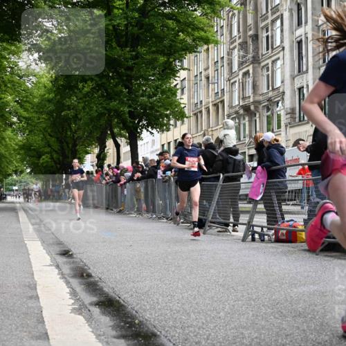 14.06.2026 - REWE Women's Run J. Mangold http://msf.ph/oto/9756943 14.06.2026 10:53:00 Ziel 5493, 5694, 5815, 5990 meine-sportfotos.de