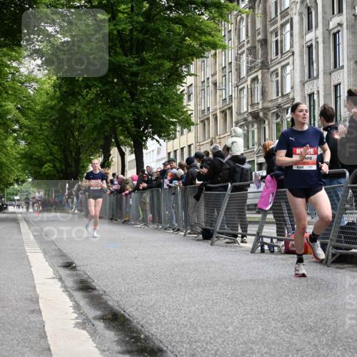 14.06.2026 - REWE Women's Run J. Mangold http://msf.ph/oto/9756955 14.06.2026 10:53:01 Ziel 5493, 5694, 5815, 5990 meine-sportfotos.de