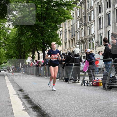 14.06.2026 - REWE Women's Run J. Mangold http://msf.ph/oto/9756963 14.06.2026 10:53:03 Ziel 5493, 5694, 5815, 5990 meine-sportfotos.de