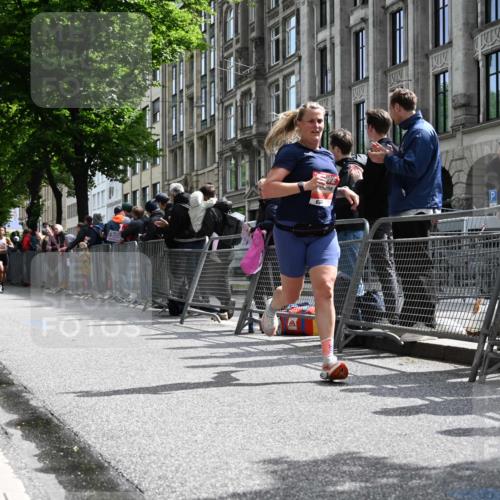 14.06.2026 - REWE Women's Run J. Mangold http://msf.ph/oto/9757022 14.06.2026 10:53:40 Ziel 5164, 5975 meine-sportfotos.de