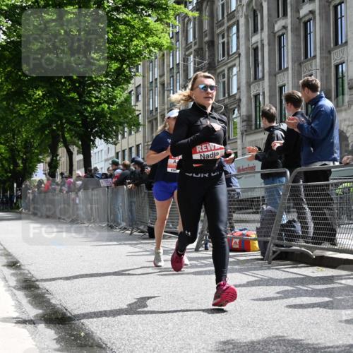 14.06.2026 - REWE Women's Run J. Mangold http://msf.ph/oto/9757054 14.06.2026 10:53:55 Ziel 5477, 5652, 5860 meine-sportfotos.de