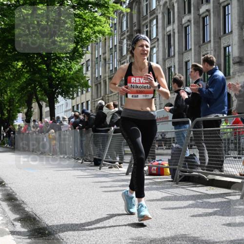14.06.2026 - REWE Women's Run J. Mangold http://msf.ph/oto/9757072 14.06.2026 10:54:08 Ziel 5380 meine-sportfotos.de