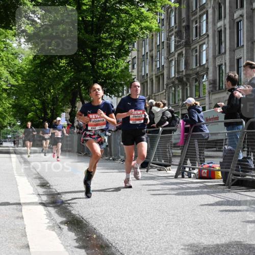 14.06.2026 - REWE Women's Run J. Mangold http://msf.ph/oto/9757080 14.06.2026 10:54:16 Ziel 5051, 5434, 5516, 5715, 10728 meine-sportfotos.de