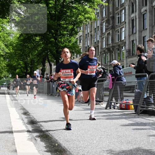 14.06.2026 - REWE Women's Run J. Mangold http://msf.ph/oto/9757082 14.06.2026 10:54:16 Ziel 5051, 5434, 5516, 5715, 10728 meine-sportfotos.de