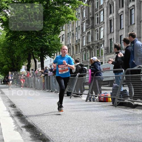 14.06.2026 - REWE Women's Run J. Mangold http://msf.ph/oto/9757145 14.06.2026 10:54:34 Ziel 5594, 5613, 5707, 5916 meine-sportfotos.de