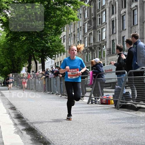 14.06.2026 - REWE Women's Run J. Mangold http://msf.ph/oto/9757147 14.06.2026 10:54:34 Ziel 5594, 5613, 5707, 5916 meine-sportfotos.de