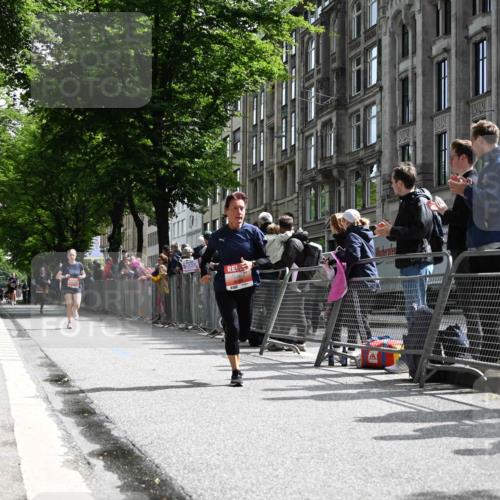 14.06.2026 - REWE Women's Run J. Mangold http://msf.ph/oto/9757265 14.06.2026 10:55:24 Ziel 5250, 5287, 6069 meine-sportfotos.de