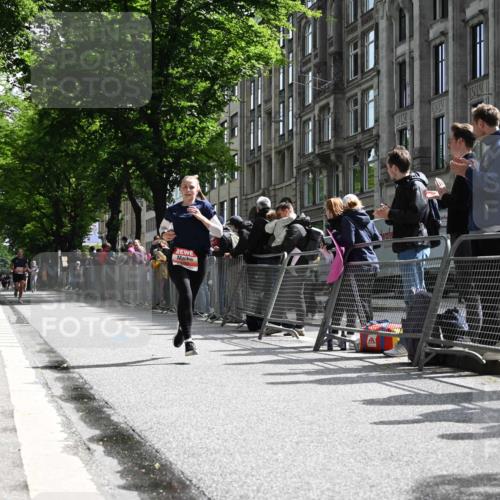 14.06.2026 - REWE Women's Run J. Mangold http://msf.ph/oto/9757294 14.06.2026 10:55:30 Ziel 5250, 5789 meine-sportfotos.de