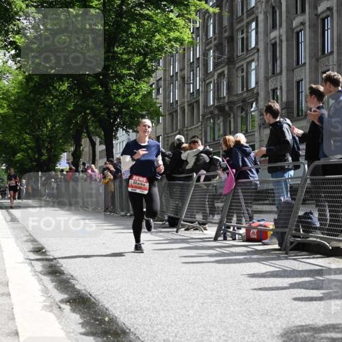 14.06.2026 - REWE Women's Run J. Mangold http://msf.ph/oto/9757296 14.06.2026 10:55:30 Ziel 5250, 5789 meine-sportfotos.de