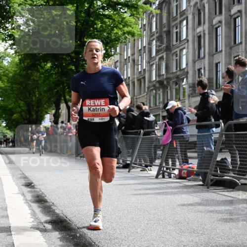 14.06.2026 - REWE Women's Run J. Mangold http://msf.ph/oto/9757311 14.06.2026 10:55:38 Ziel 5207, 5979 meine-sportfotos.de