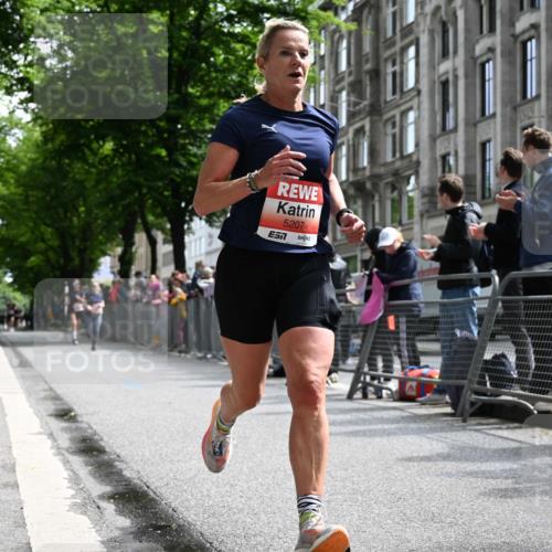 14.06.2026 - REWE Women's Run J. Mangold http://msf.ph/oto/9757314 14.06.2026 10:55:38 Ziel 5207, 5979 meine-sportfotos.de