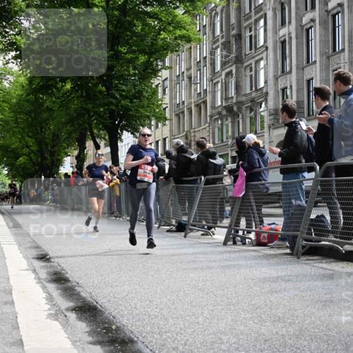 14.06.2026 - REWE Women's Run J. Mangold http://msf.ph/oto/9757316 14.06.2026 10:55:43 Ziel 5527, 5979 meine-sportfotos.de