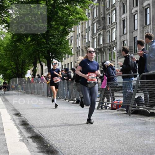 14.06.2026 - REWE Women's Run J. Mangold http://msf.ph/oto/9757326 14.06.2026 10:55:44 Ziel 5527, 5979 meine-sportfotos.de