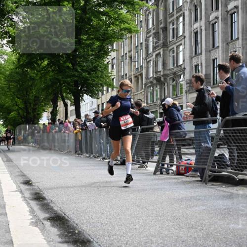 14.06.2026 - REWE Women's Run J. Mangold http://msf.ph/oto/9757336 14.06.2026 10:55:45 Ziel 5527, 5979 meine-sportfotos.de