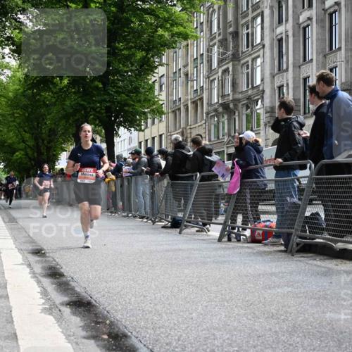 14.06.2026 - REWE Women's Run J. Mangold http://msf.ph/oto/9757342 14.06.2026 10:55:52 Ziel 5277, 5451, 5868 meine-sportfotos.de
