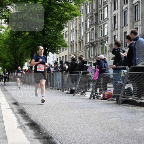 14.06.2026 - REWE Women's Run J. Mangold http://msf.ph/oto/9757345 14.06.2026 10:55:53 Ziel 5277, 5451, 5868 meine-sportfotos.de
