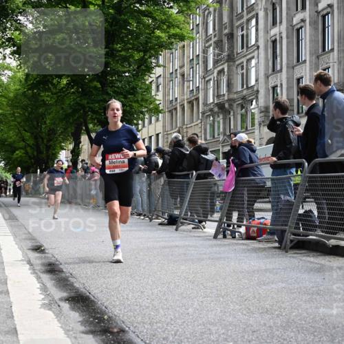 14.06.2026 - REWE Women's Run J. Mangold http://msf.ph/oto/9757348 14.06.2026 10:55:53 Ziel 5277, 5451, 5868 meine-sportfotos.de