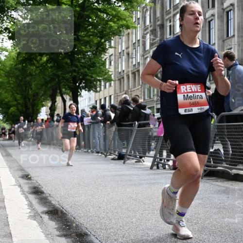 14.06.2026 - REWE Women's Run J. Mangold http://msf.ph/oto/9757360 14.06.2026 10:55:54 Ziel 5277, 5451, 5790, 5868 meine-sportfotos.de
