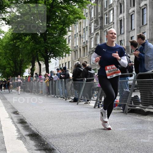14.06.2026 - REWE Women's Run J. Mangold http://msf.ph/oto/9757400 14.06.2026 10:56:00 Ziel 5790, 5868 meine-sportfotos.de