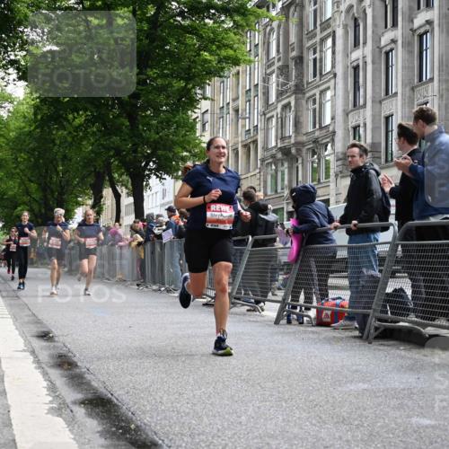 14.06.2026 - REWE Women's Run J. Mangold http://msf.ph/oto/9757422 14.06.2026 10:56:08 Ziel 5140, 5244, 5245, 5556, 5818 meine-sportfotos.de