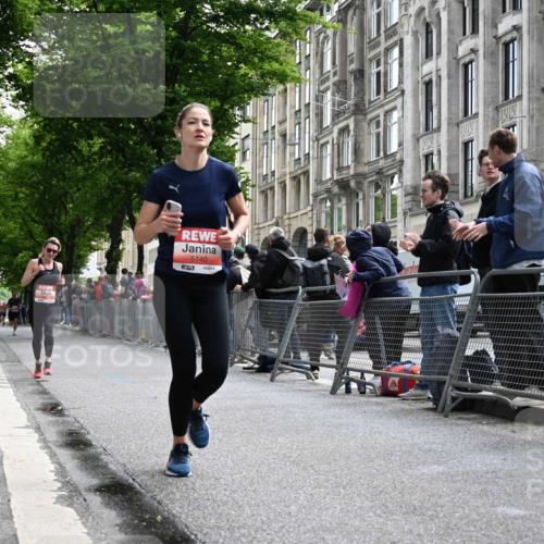 14.06.2026 - REWE Women's Run J. Mangold http://msf.ph/oto/9757453 14.06.2026 10:56:13 Ziel 5140, 5244, 5245, 5953 meine-sportfotos.de