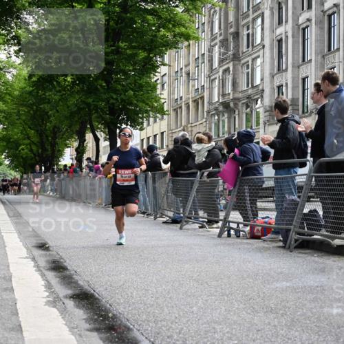 14.06.2026 - REWE Women's Run J. Mangold http://msf.ph/oto/9757470 14.06.2026 10:56:21 Ziel 5945 meine-sportfotos.de