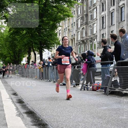 14.06.2026 - REWE Women's Run J. Mangold http://msf.ph/oto/9757490 14.06.2026 10:56:28 Ziel 6023 meine-sportfotos.de