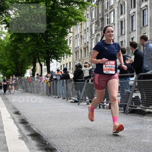 14.06.2026 - REWE Women's Run J. Mangold http://msf.ph/oto/9757497 14.06.2026 10:56:29 Ziel 5070, 5219, 6023 meine-sportfotos.de