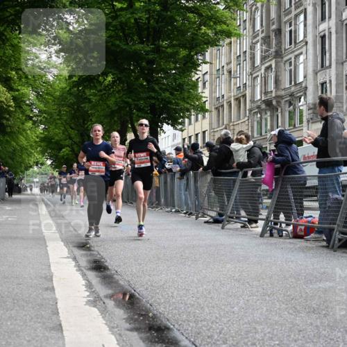 14.06.2026 - REWE Women's Run J. Mangold http://msf.ph/oto/9757499 14.06.2026 10:56:34 Ziel 5023, 5070, 5219, 5571, 5583, 6053 meine-sportfotos.de