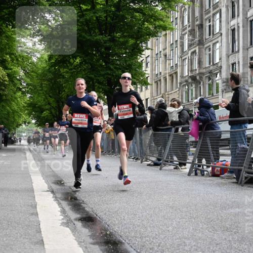 14.06.2026 - REWE Women's Run J. Mangold http://msf.ph/oto/9757507 14.06.2026 10:56:34 Ziel 5023, 5070, 5219, 5571, 5583, 6053 meine-sportfotos.de
