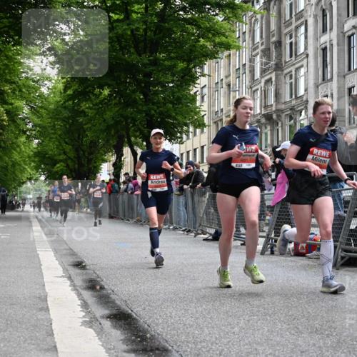 14.06.2026 - REWE Women's Run J. Mangold http://msf.ph/oto/9757565 14.06.2026 10:56:40 Ziel 5021, 5023, 5074, 5209, 5571, 5583, 5964, 6053 meine-sportfotos.de