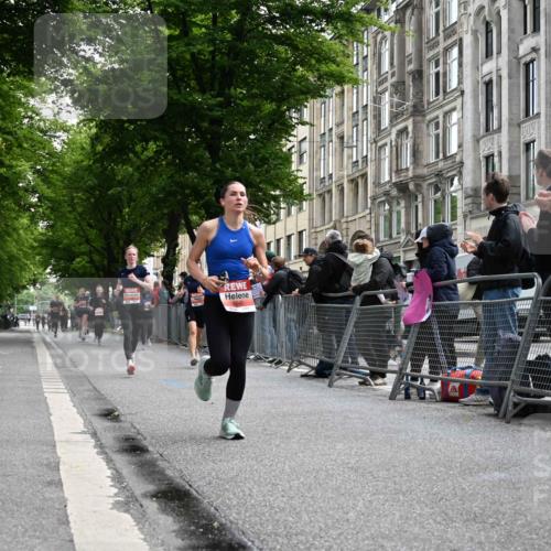 14.06.2026 - REWE Women's Run J. Mangold http://msf.ph/oto/9757609 14.06.2026 10:56:48 Ziel 5209, 5218, 5552, 5640, 5964 meine-sportfotos.de