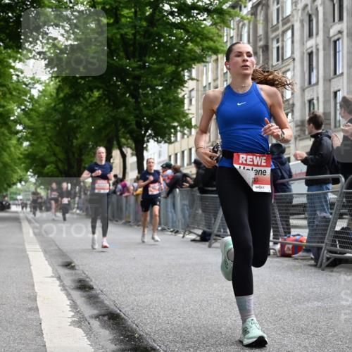 14.06.2026 - REWE Women's Run J. Mangold http://msf.ph/oto/9757619 14.06.2026 10:56:49 Ziel 5209, 5218, 5552, 5640, 5872, 5964 meine-sportfotos.de
