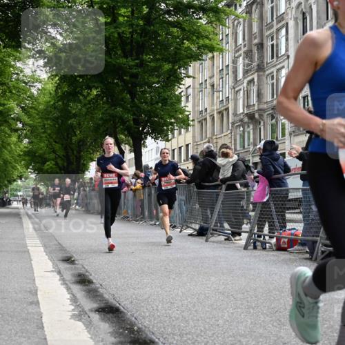14.06.2026 - REWE Women's Run J. Mangold http://msf.ph/oto/9757621 14.06.2026 10:56:49 Ziel 5209, 5218, 5552, 5640, 5872, 5964 meine-sportfotos.de