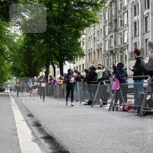 14.06.2026 - REWE Women's Run J. Mangold http://msf.ph/oto/9757648 14.06.2026 10:56:52 Ziel 5218, 5500, 5552, 5640, 5804, 5872 meine-sportfotos.de