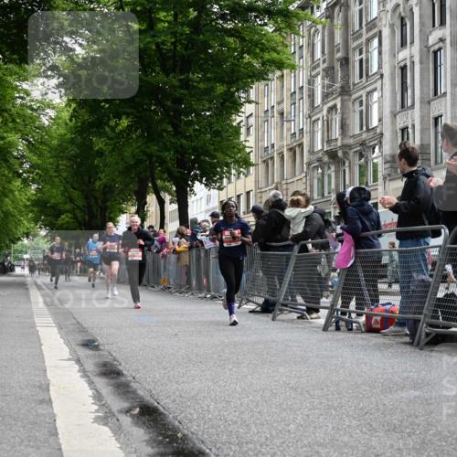 14.06.2026 - REWE Women's Run J. Mangold http://msf.ph/oto/9757652 14.06.2026 10:56:52 Ziel 5218, 5500, 5552, 5640, 5804, 5872 meine-sportfotos.de