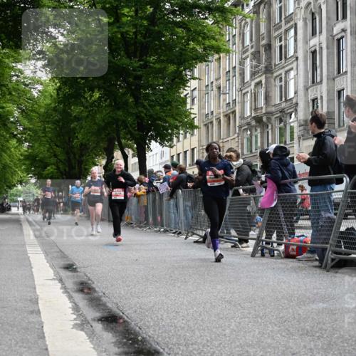 14.06.2026 - REWE Women's Run J. Mangold http://msf.ph/oto/9757660 14.06.2026 10:56:53 Ziel 5048, 5218, 5500, 5552, 5683, 5804, 5872 meine-sportfotos.de