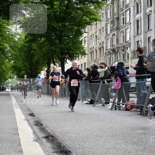 14.06.2026 - REWE Women's Run J. Mangold http://msf.ph/oto/9757667 14.06.2026 10:56:54 Ziel 5048, 5218, 5500, 5552, 5683, 5804, 5872 meine-sportfotos.de