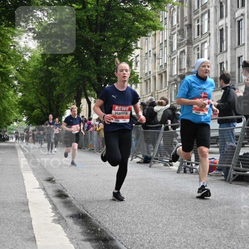 14.06.2026 - REWE Women's Run J. Mangold http://msf.ph/oto/9757709 14.06.2026 10:56:59 Ziel 5048, 5333, 5500, 5683, 5804, 5872, 5913, 5933 meine-sportfotos.de