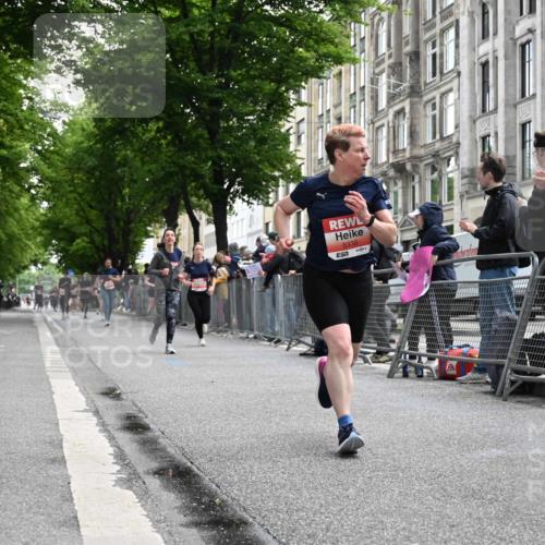 14.06.2026 - REWE Women's Run J. Mangold http://msf.ph/oto/9757727 14.06.2026 10:57:01 Ziel 5048, 5333, 5683, 5753, 5913, 5933 meine-sportfotos.de