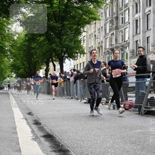 14.06.2026 - REWE Women's Run J. Mangold http://msf.ph/oto/9757750 14.06.2026 10:57:04 Ziel 5006, 5333, 5753, 5913, 5933 meine-sportfotos.de
