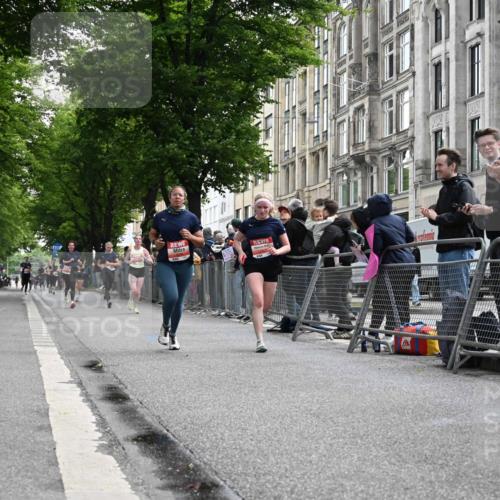 14.06.2026 - REWE Women's Run J. Mangold http://msf.ph/oto/9757761 14.06.2026 10:57:06 Ziel 5006, 5228, 5753, 5913, 5933 meine-sportfotos.de