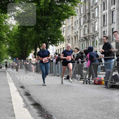 14.06.2026 - REWE Women's Run J. Mangold http://msf.ph/oto/9757763 14.06.2026 10:57:06 Ziel 5006, 5228, 5753, 5913, 5933 meine-sportfotos.de