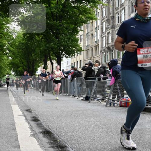 14.06.2026 - REWE Women's Run J. Mangold http://msf.ph/oto/9757794 14.06.2026 10:57:08 Ziel 5006, 5202, 5228, 5499, 5753, 5806, 5913, 5933 meine-sportfotos.de