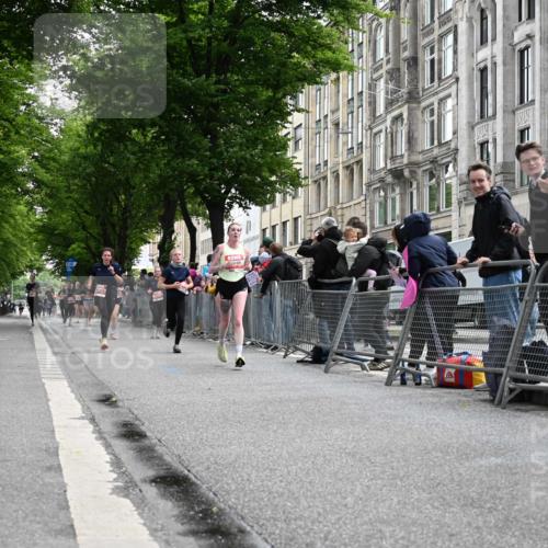 14.06.2026 - REWE Women's Run J. Mangold http://msf.ph/oto/9757803 14.06.2026 10:57:09 Ziel 5006, 5202, 5228, 5499, 5753, 5806, 5913, 5924, 5933 meine-sportfotos.de