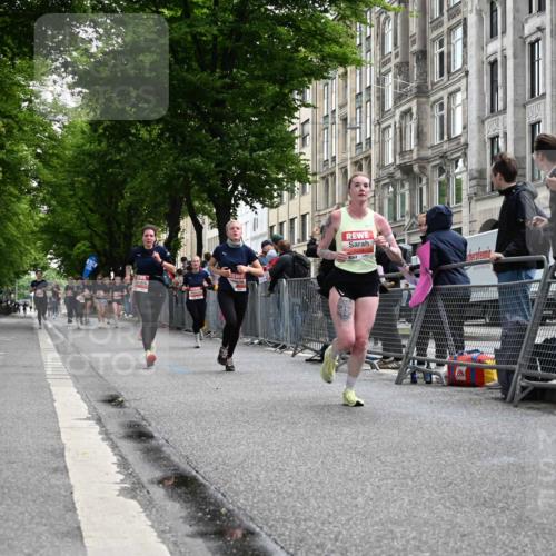 14.06.2026 - REWE Women's Run J. Mangold http://msf.ph/oto/9757815 14.06.2026 10:57:10 Ziel 5006, 5202, 5228, 5499, 5753, 5806, 5924 meine-sportfotos.de