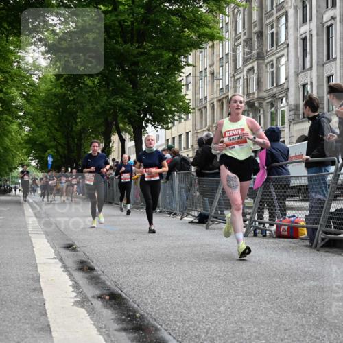14.06.2026 - REWE Women's Run J. Mangold http://msf.ph/oto/9757817 14.06.2026 10:57:10 Ziel 5006, 5202, 5228, 5499, 5753, 5806, 5924 meine-sportfotos.de
