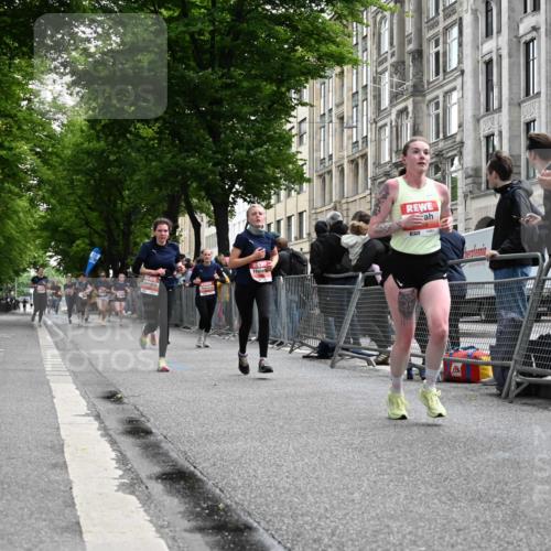 14.06.2026 - REWE Women's Run J. Mangold http://msf.ph/oto/9757819 14.06.2026 10:57:11 Ziel 5006, 5202, 5228, 5499, 5753, 5806, 5924 meine-sportfotos.de