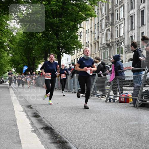 14.06.2026 - REWE Women's Run J. Mangold http://msf.ph/oto/9757828 14.06.2026 10:57:12 Ziel 5006, 5202, 5228, 5499, 5806, 5924 meine-sportfotos.de